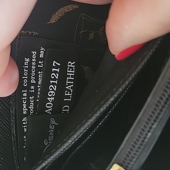 Disney × Loungefly Belle Beauty and The Beast Full Zipper Wallet - Picture 13 of 16